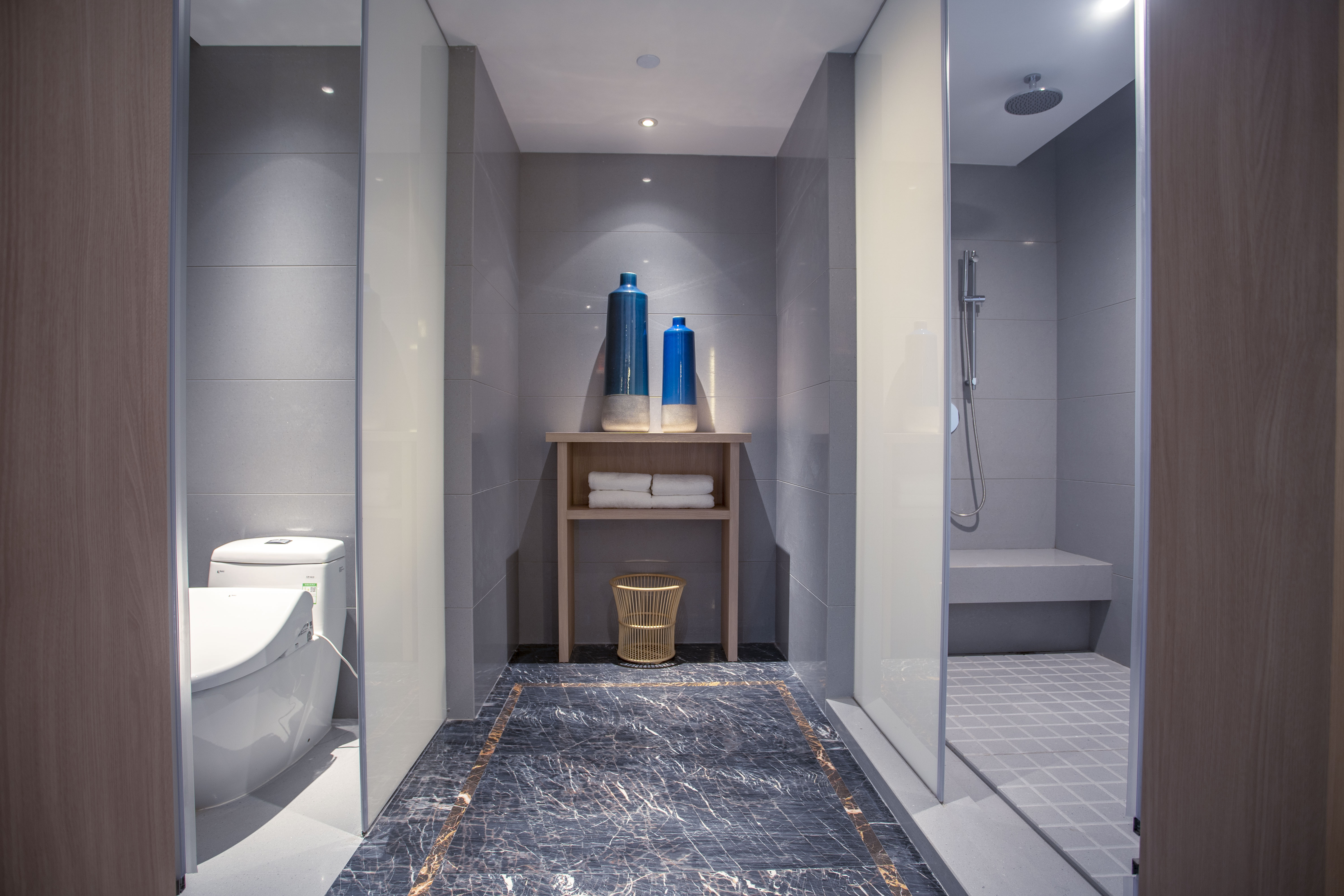 豪华大床房（超大空间+智能马桶）