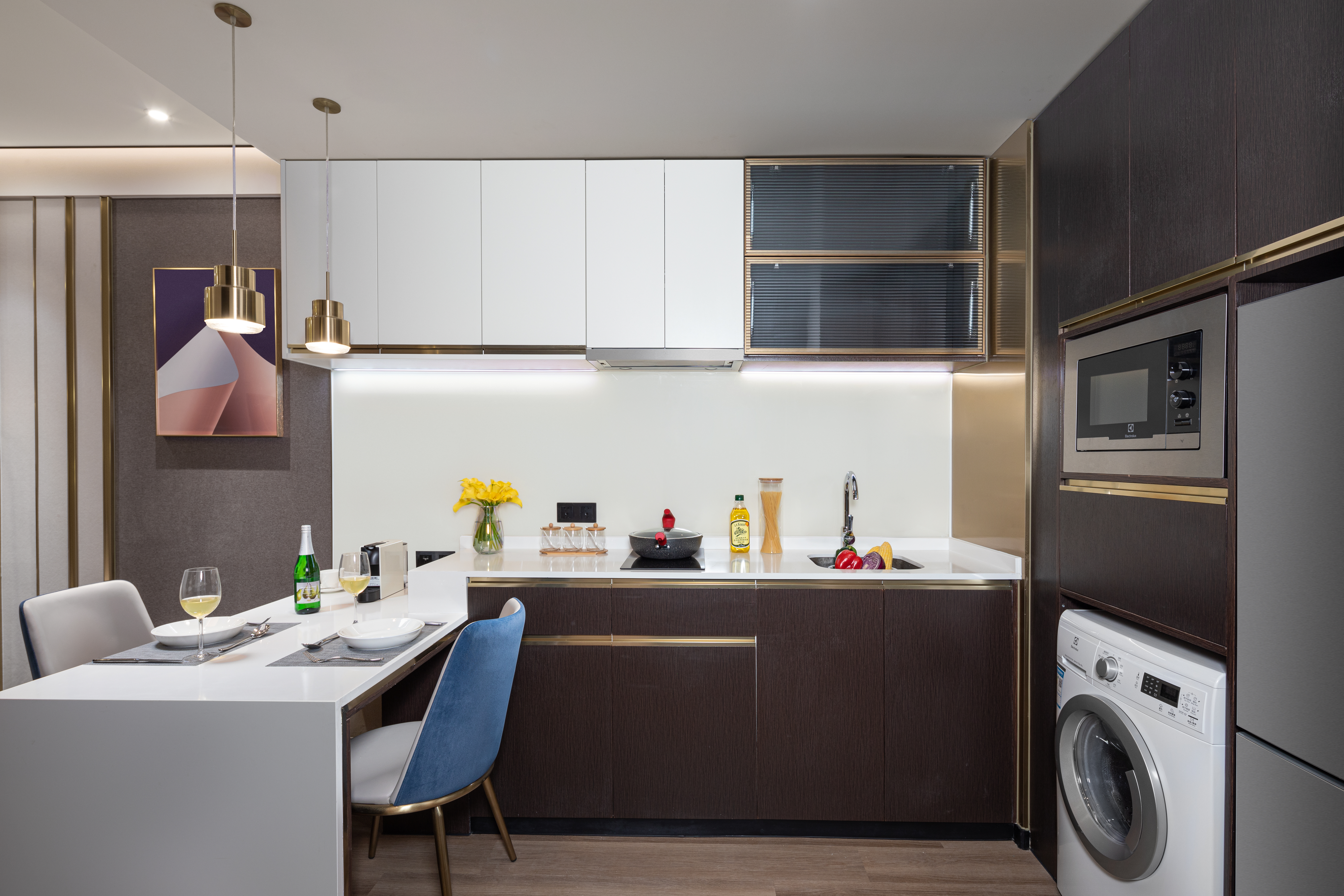 一房豪华套房（洗烘机+冰箱+厨房+微波炉+可投屏）