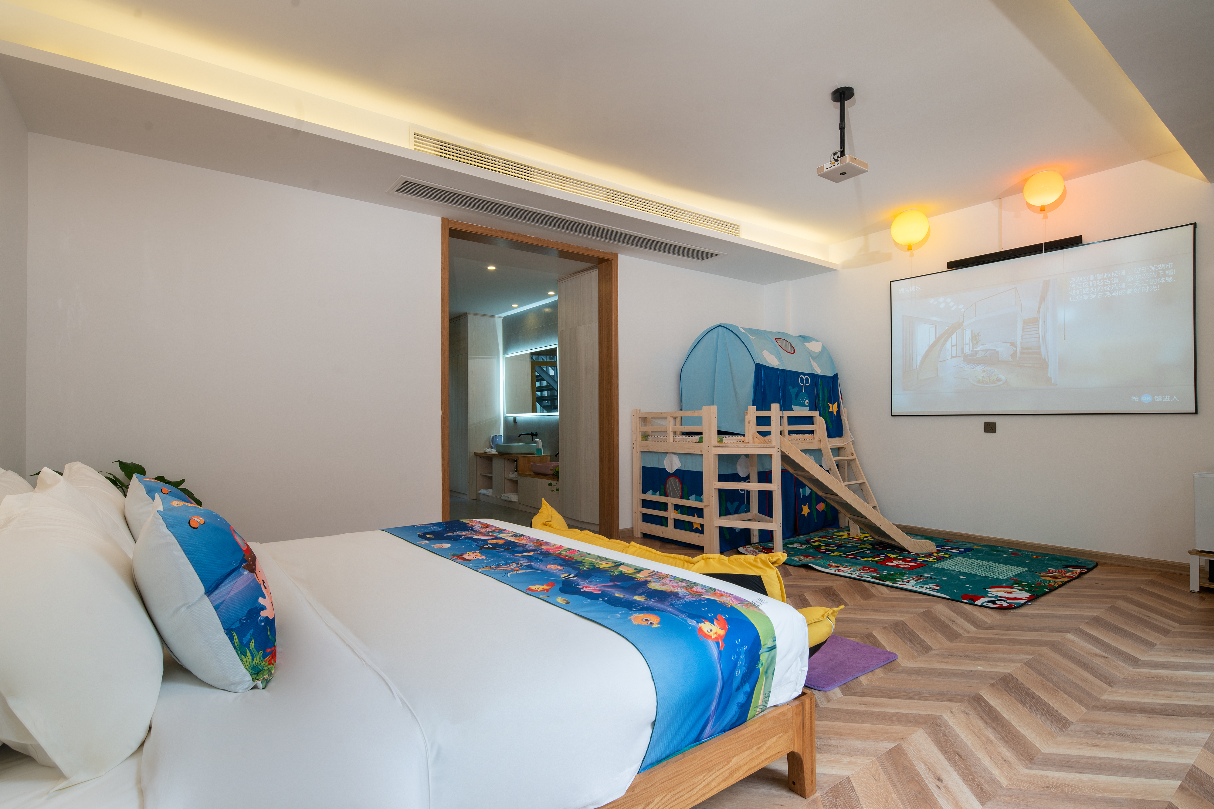 Fairy Tale Courtyard Deluxe Room With Private Hot Spring