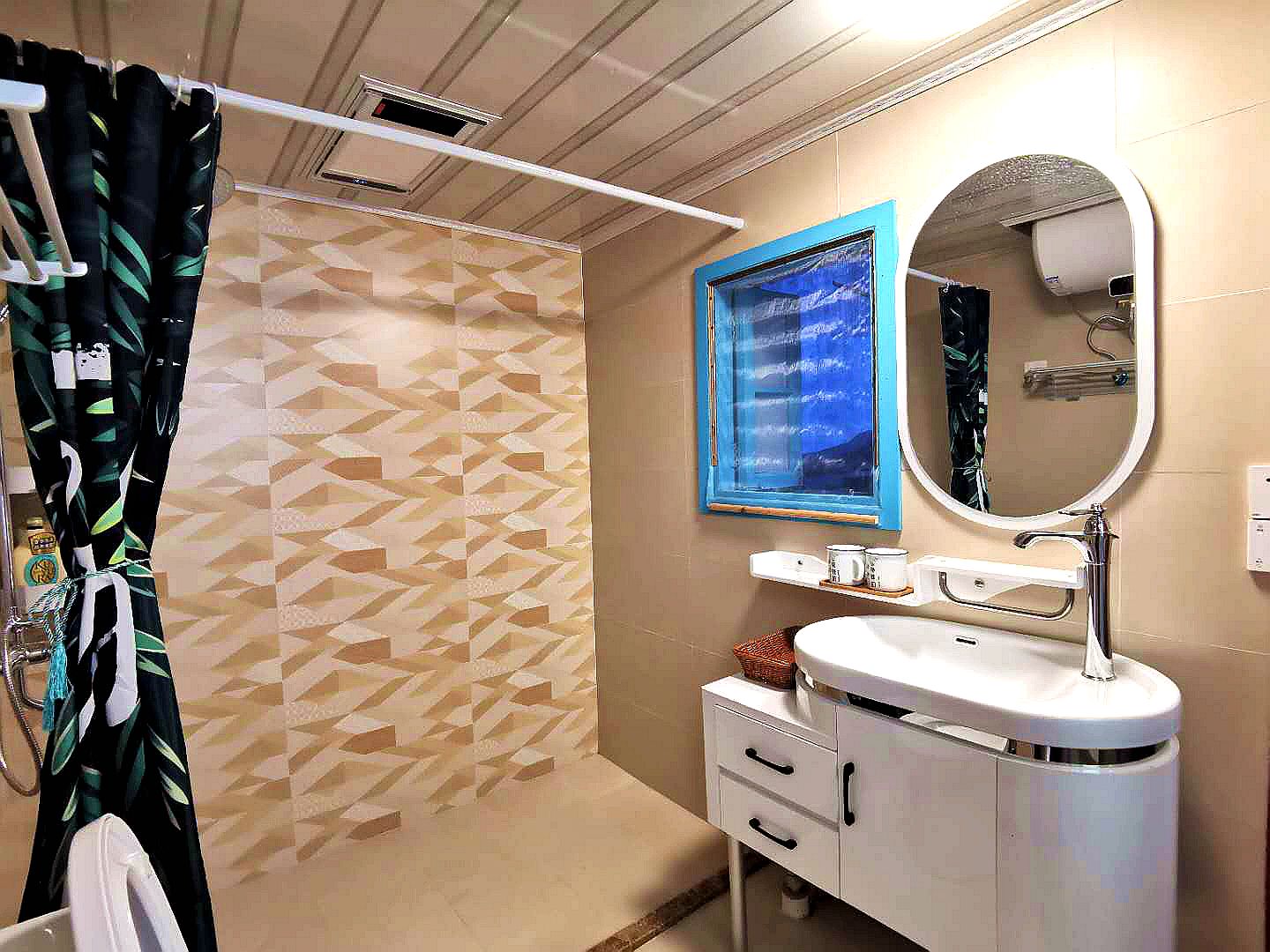 Zhilan Scenic Balcony Double Bed Room