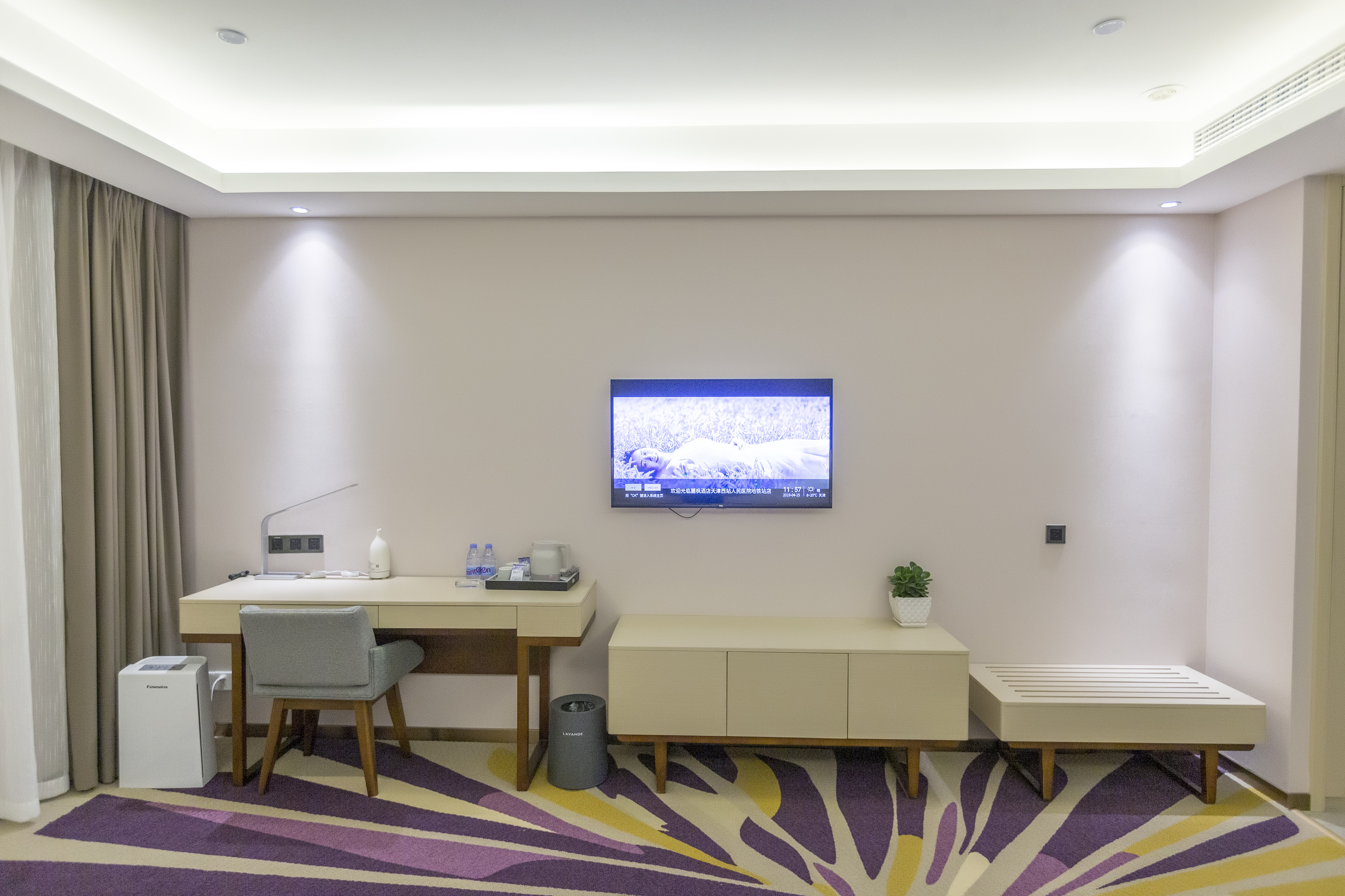 家庭房（慕思床垫+电视投屏+智能客控+小冰箱）