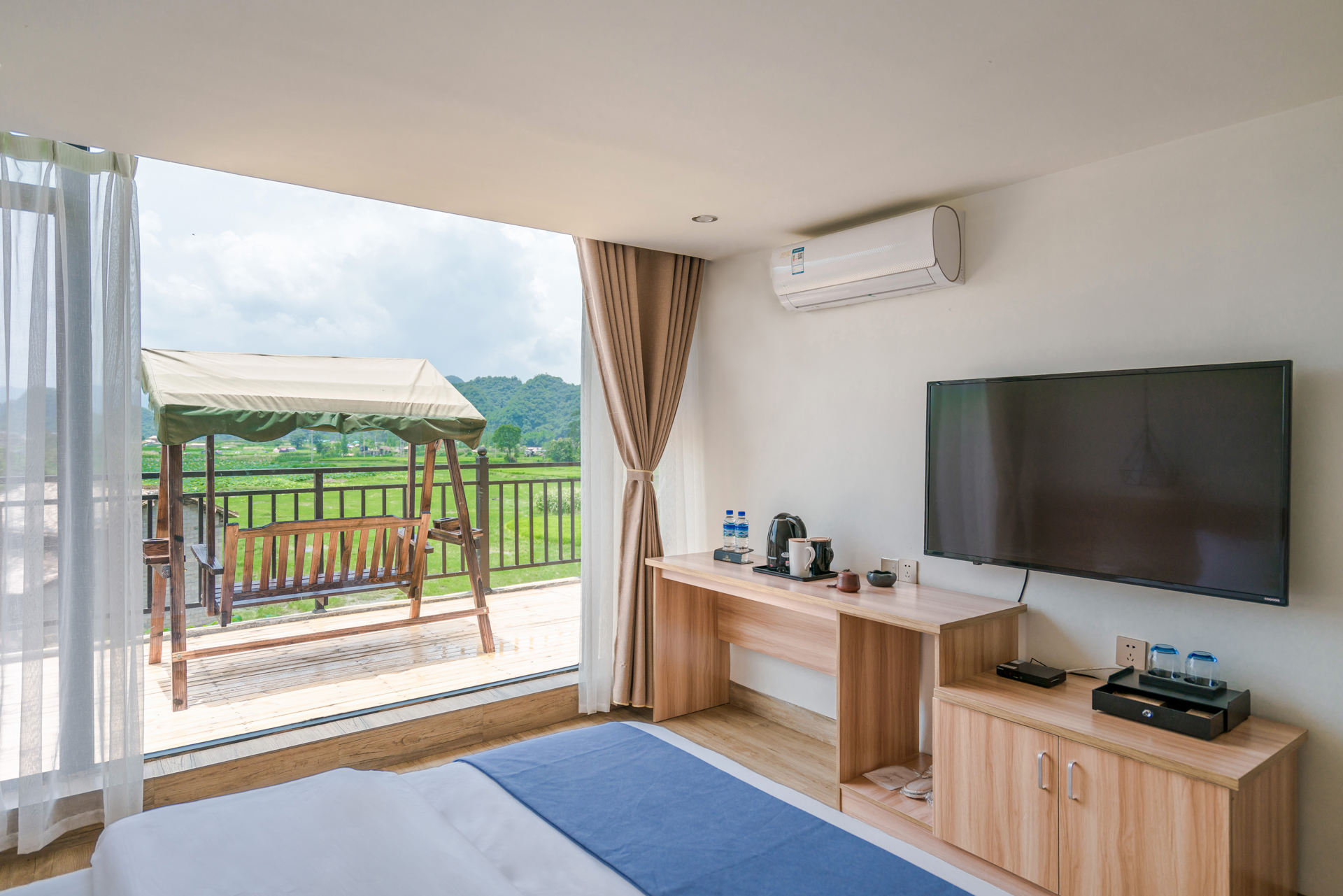 阳光田园跃层家庭房