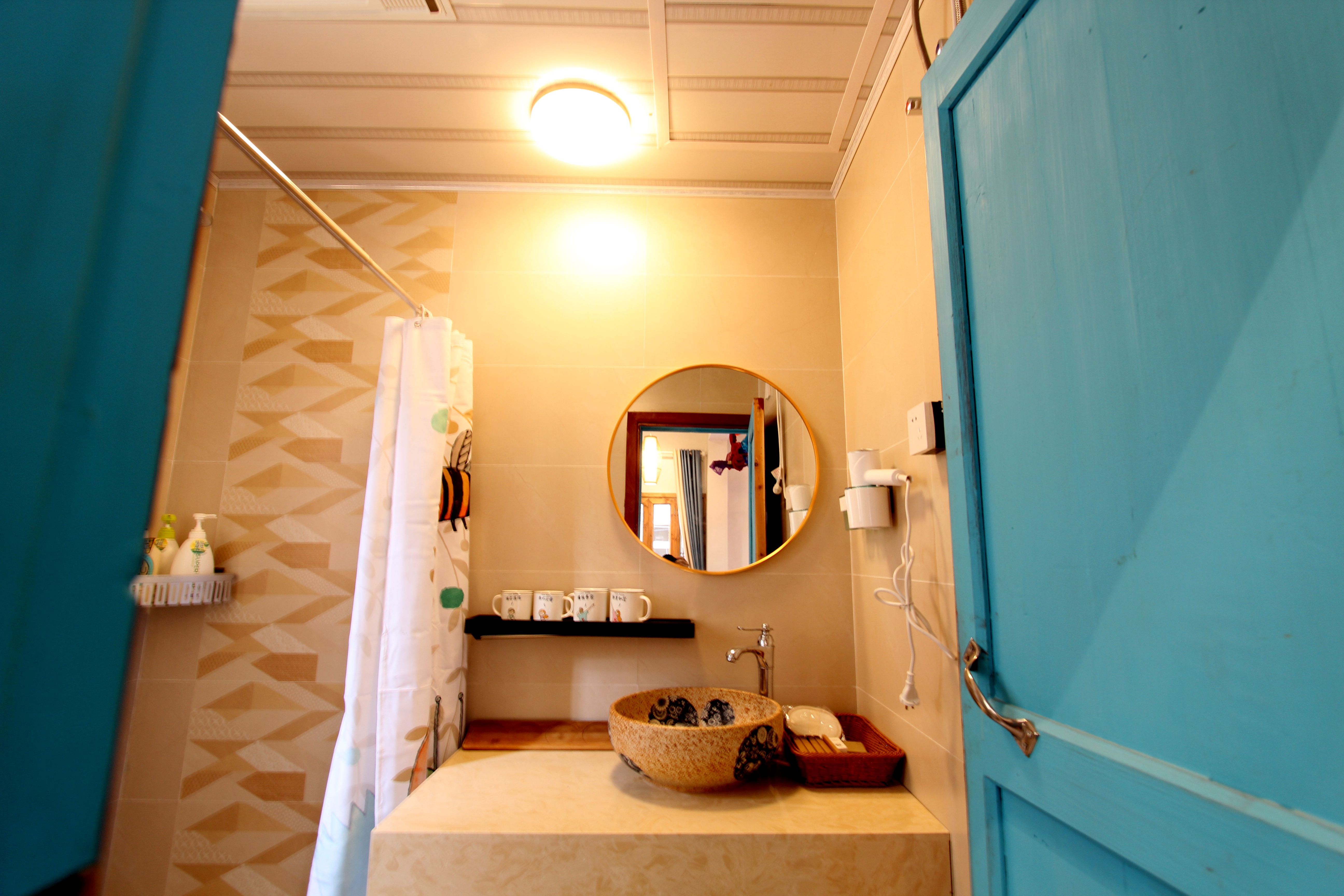 Bi'An Waterfront Garden Family Room