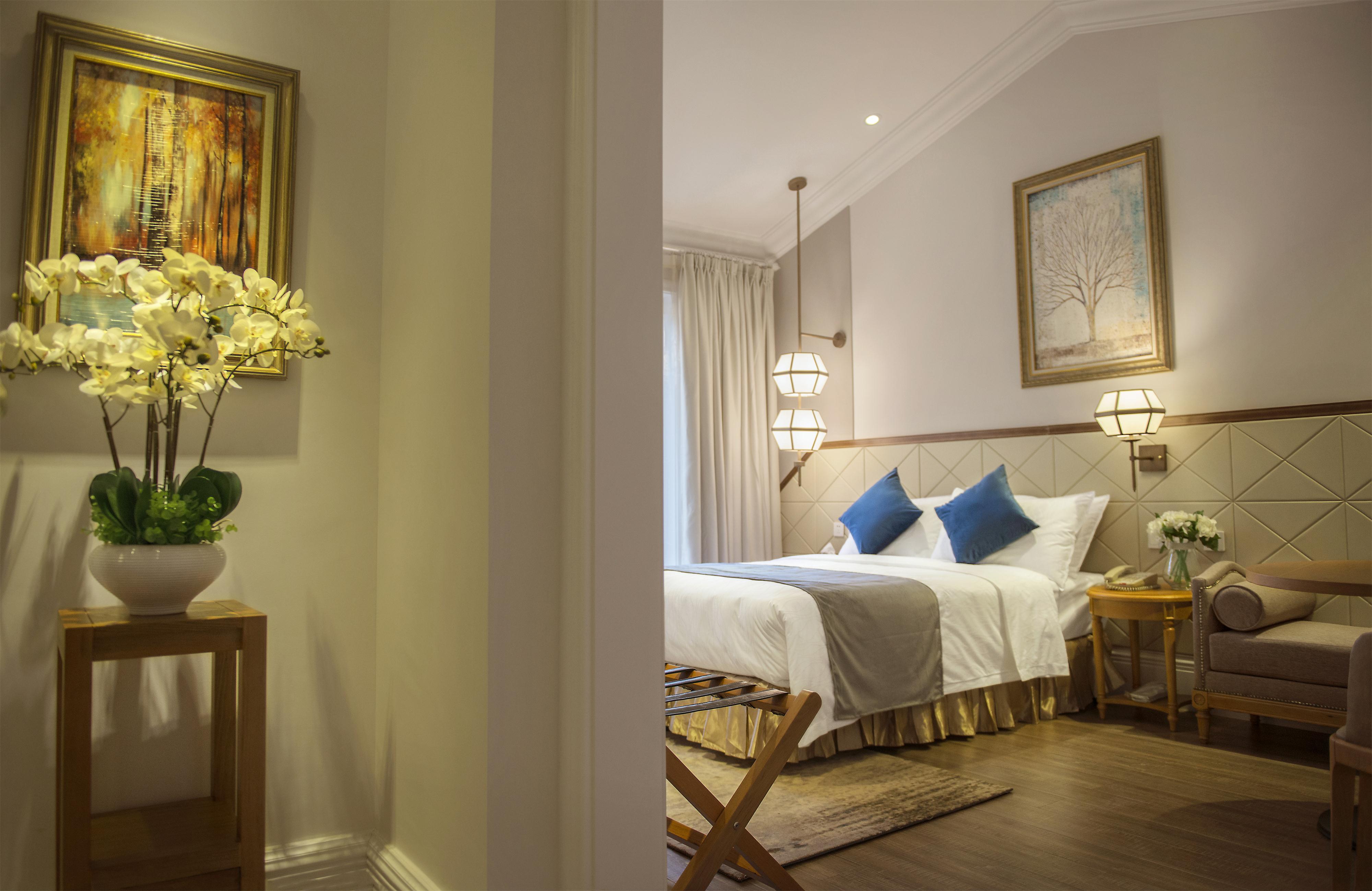 紫荆小楼大床房