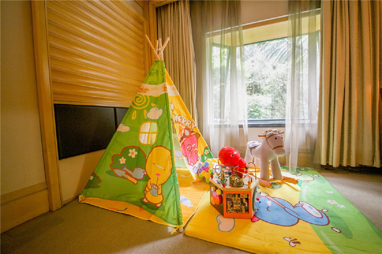 酷芽小鸡彩虹别墅套房A