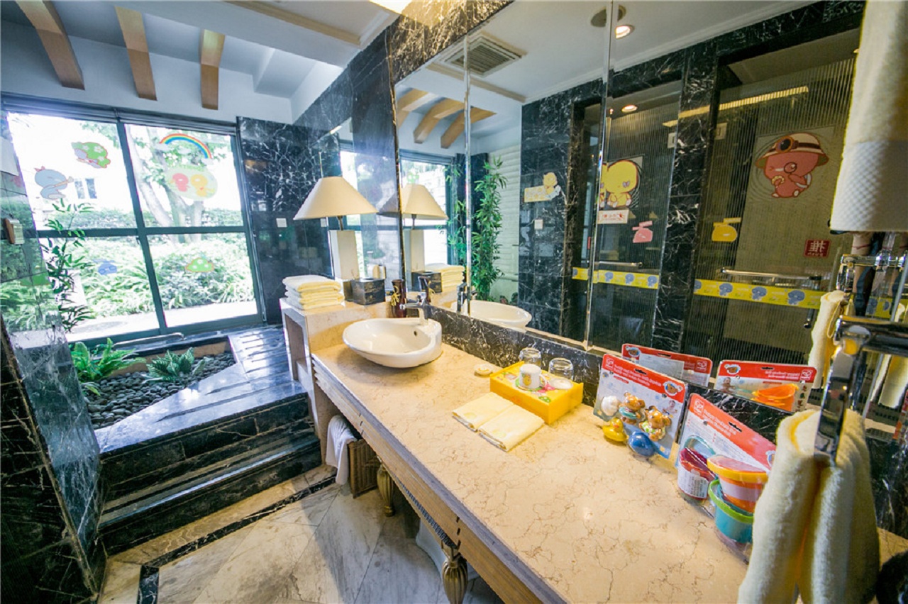 酷芽小鸡彩虹别墅套房A