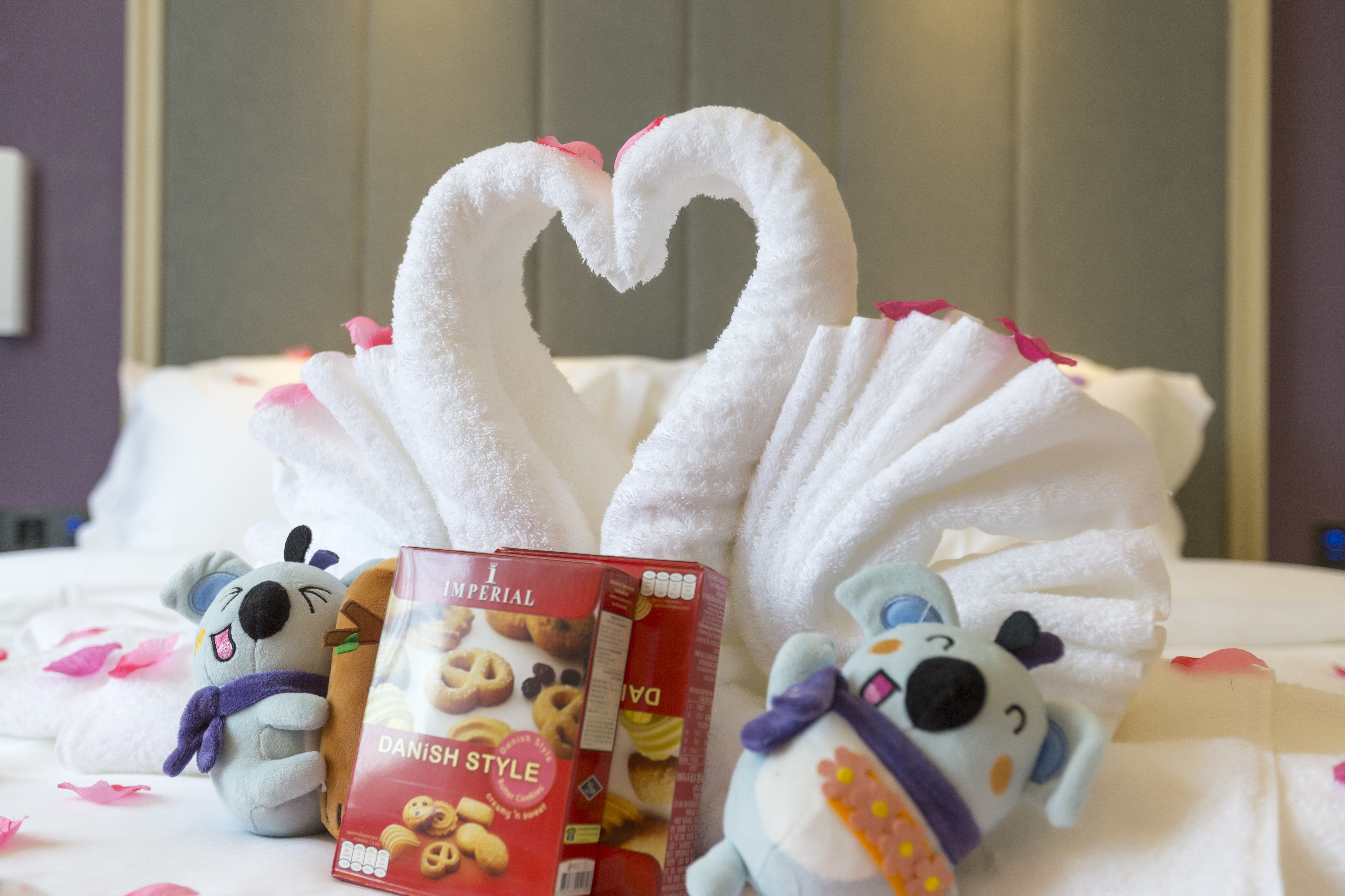 浪漫优享房（慕思床垫+电视投屏+智能客控+小冰箱）