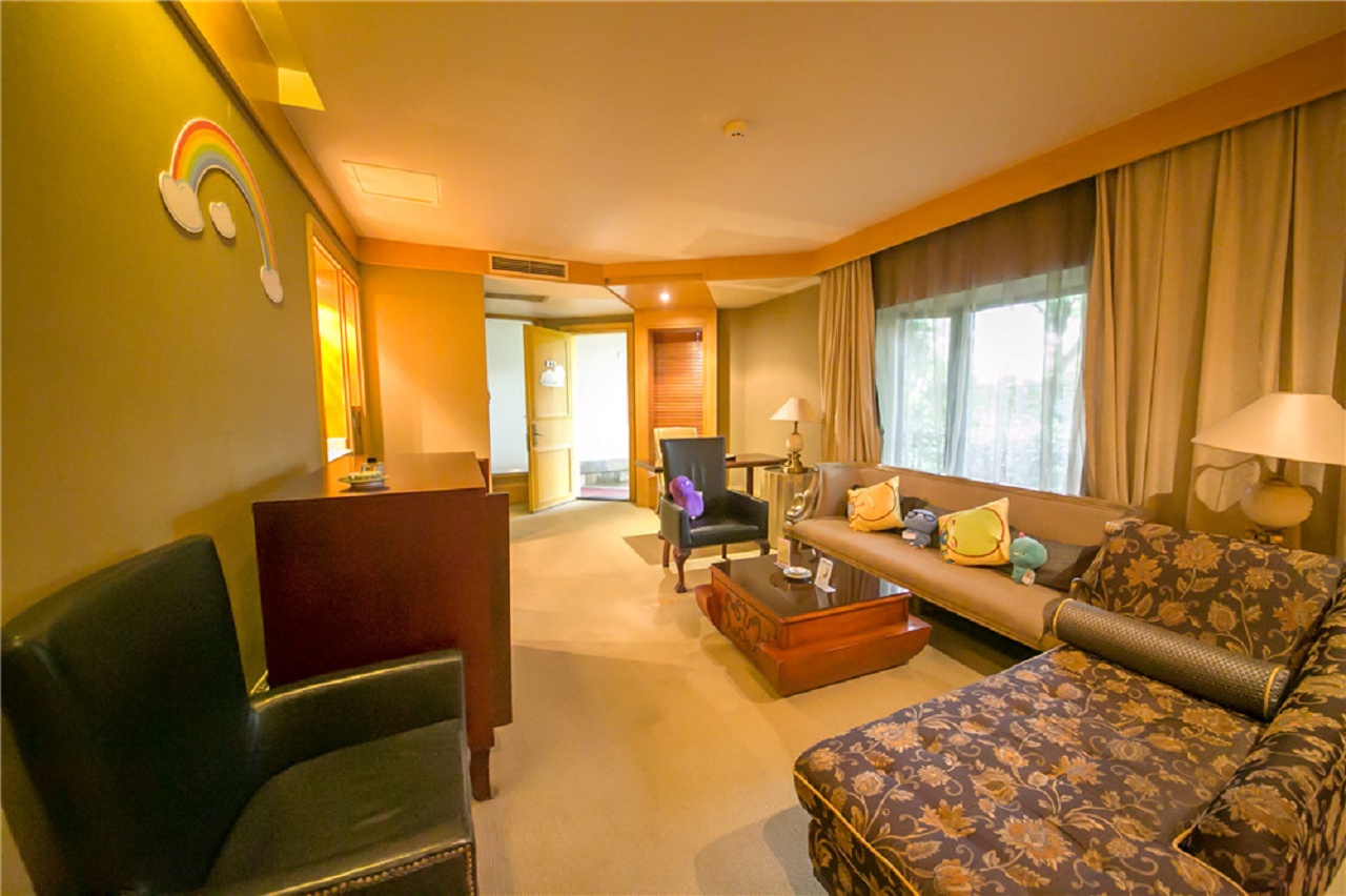 酷芽小鸡彩虹别墅套房A