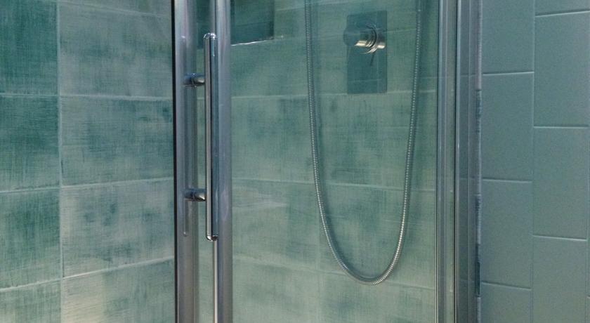 豪华双人床房（带加床）