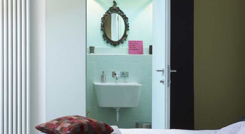 豪华双人床房（带加床）