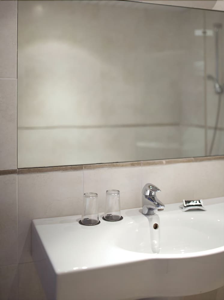 带阳台的海景双床间