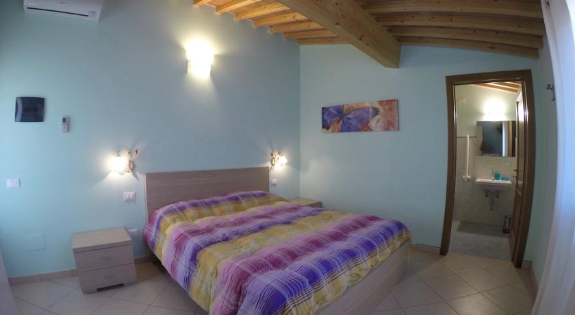 特大床房带无障碍淋浴-无障碍设施