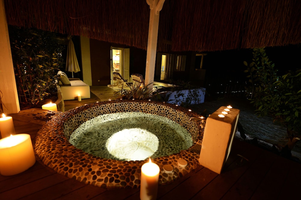 海景豪华套房（带按摩浴缸）