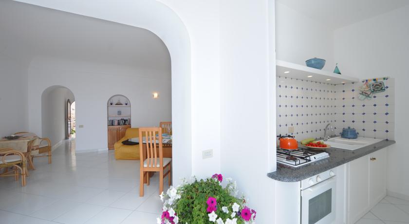 带海景的一卧室公寓