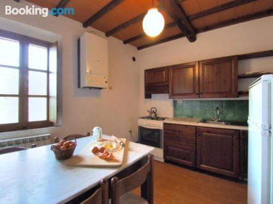 两卧室公寓 - 带花园