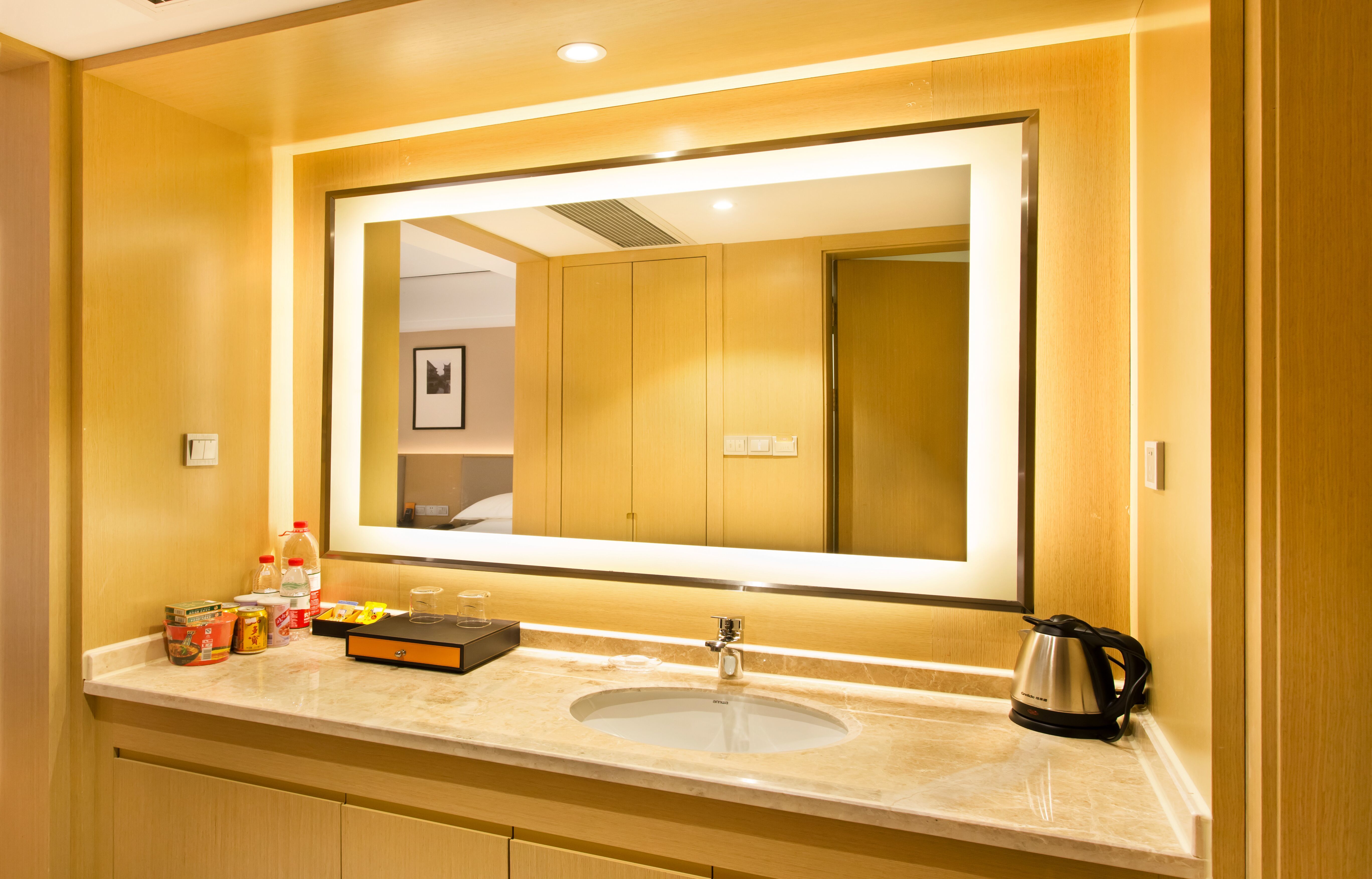 Panoramic Family Room