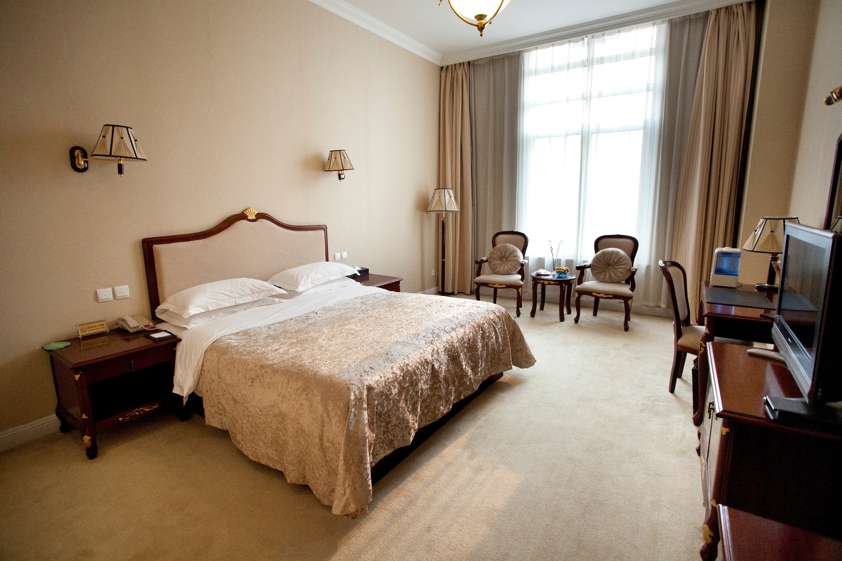 豪华商务大床间