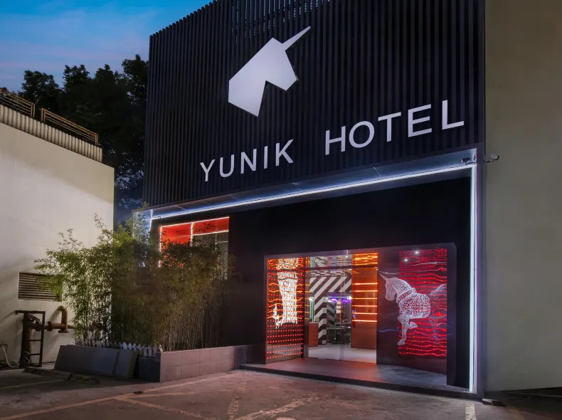 YUNIK電競飯店（上海延安西路店）