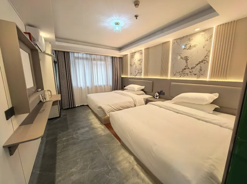 Junyi Chain Hotel (Shenzhen Zhongying Street)