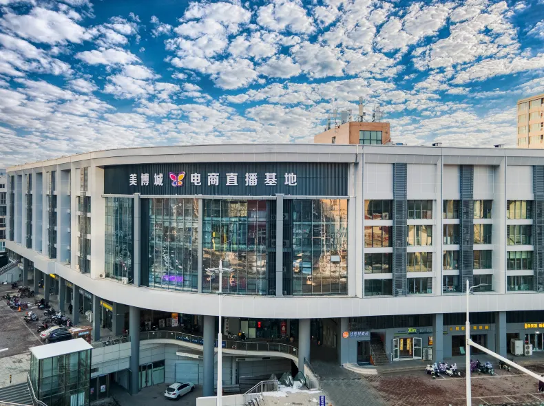 Rest Hotel (Shijiazhuang Tiedao University Zhiyin Plaza)