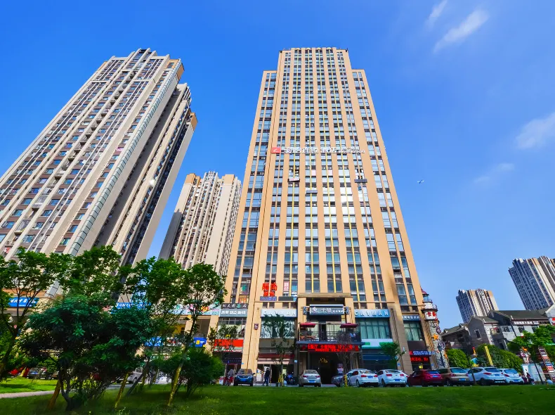 Junyi Chain Hotel (Chongqing Danzishi Foreigners' Street)