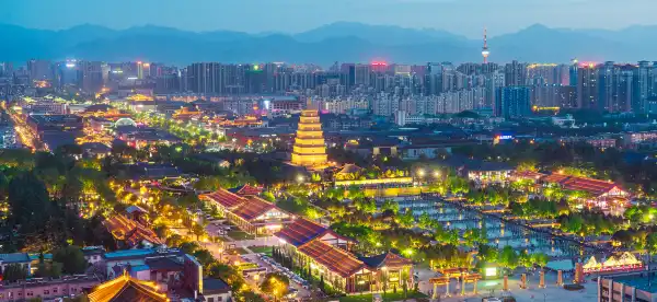 Hotels With Pools in Shaanxi, China