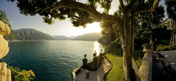 Hotels in Como