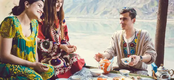 Hotele z: breakfast w: Tajikistan
