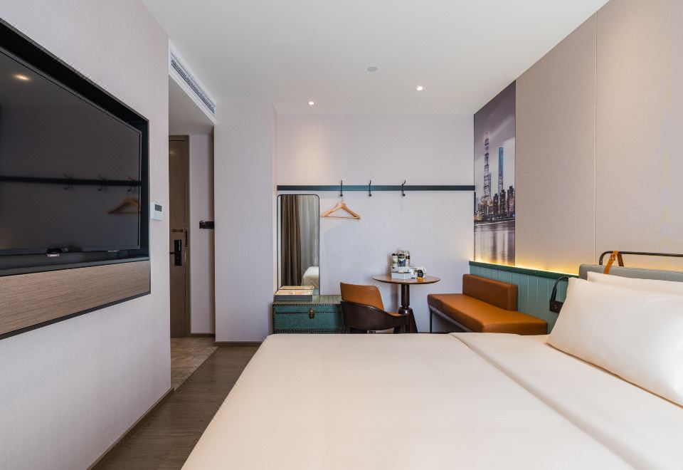 轻享大床房（裸棉床品+记忆枕）