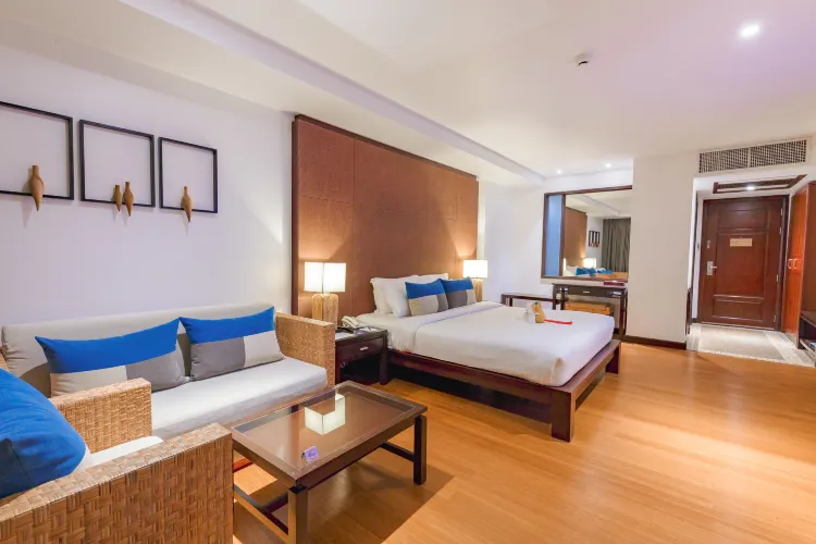 ห้องดีลักซ์ พร้อมวิวสระว่ายน้ำ