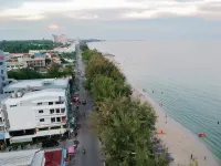 The Beach Cha am Suites