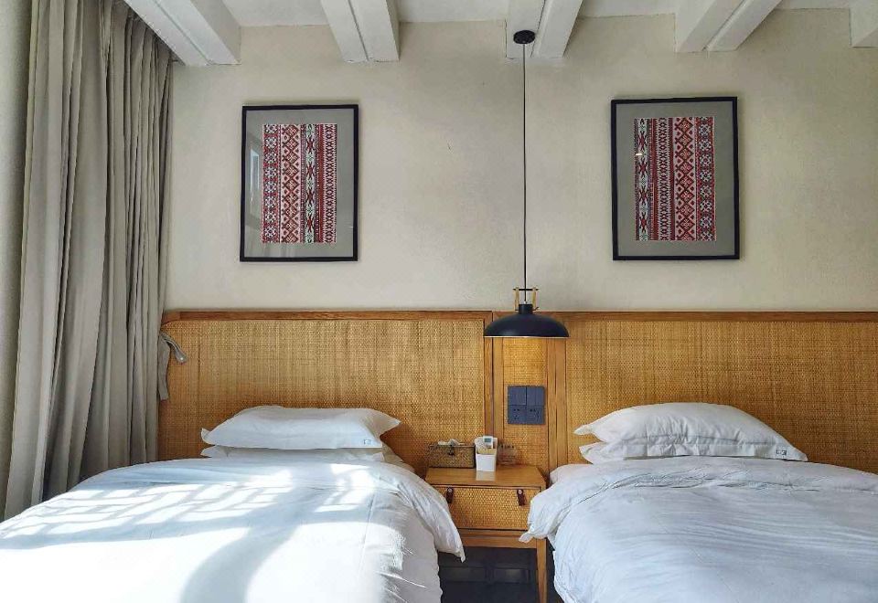 和瑞景逸双床房