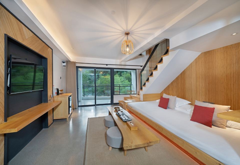Jiulongwan ResortDuplex Family Friendly Room