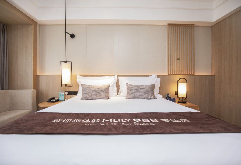 夢百合零壓大床房