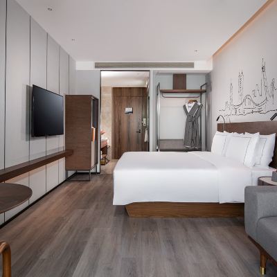 豪華大床房「高層景觀+小冰箱+Minibar+智能客控」 深圳車公廟逸扉酒店優惠