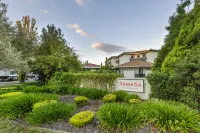 Ramada By Wyndham Diplomat Canberra