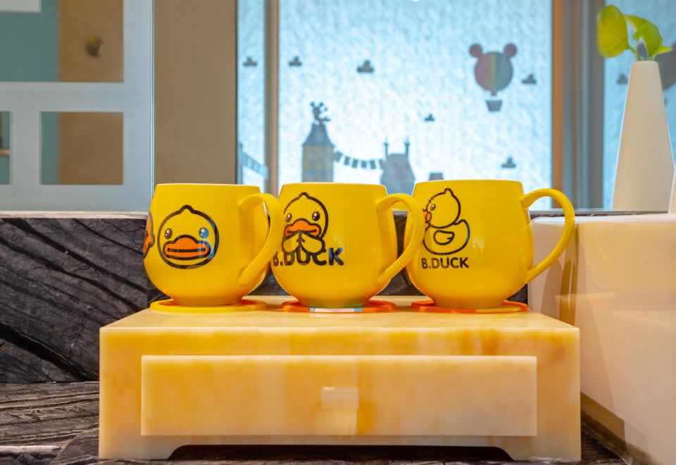 Felton Grand Hotel Hotel Chengdu Themed 2-bed Room