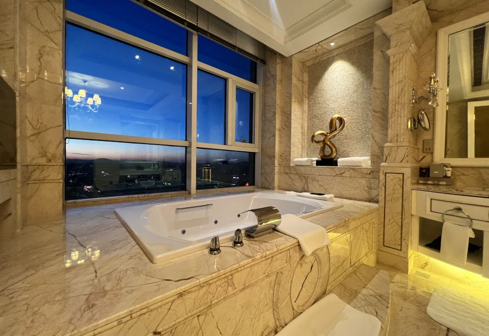 World Trade Winning HotelPresidential Suite
