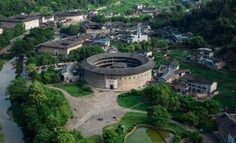 Yongding Tulou Yueyue Xiaowen Homestay