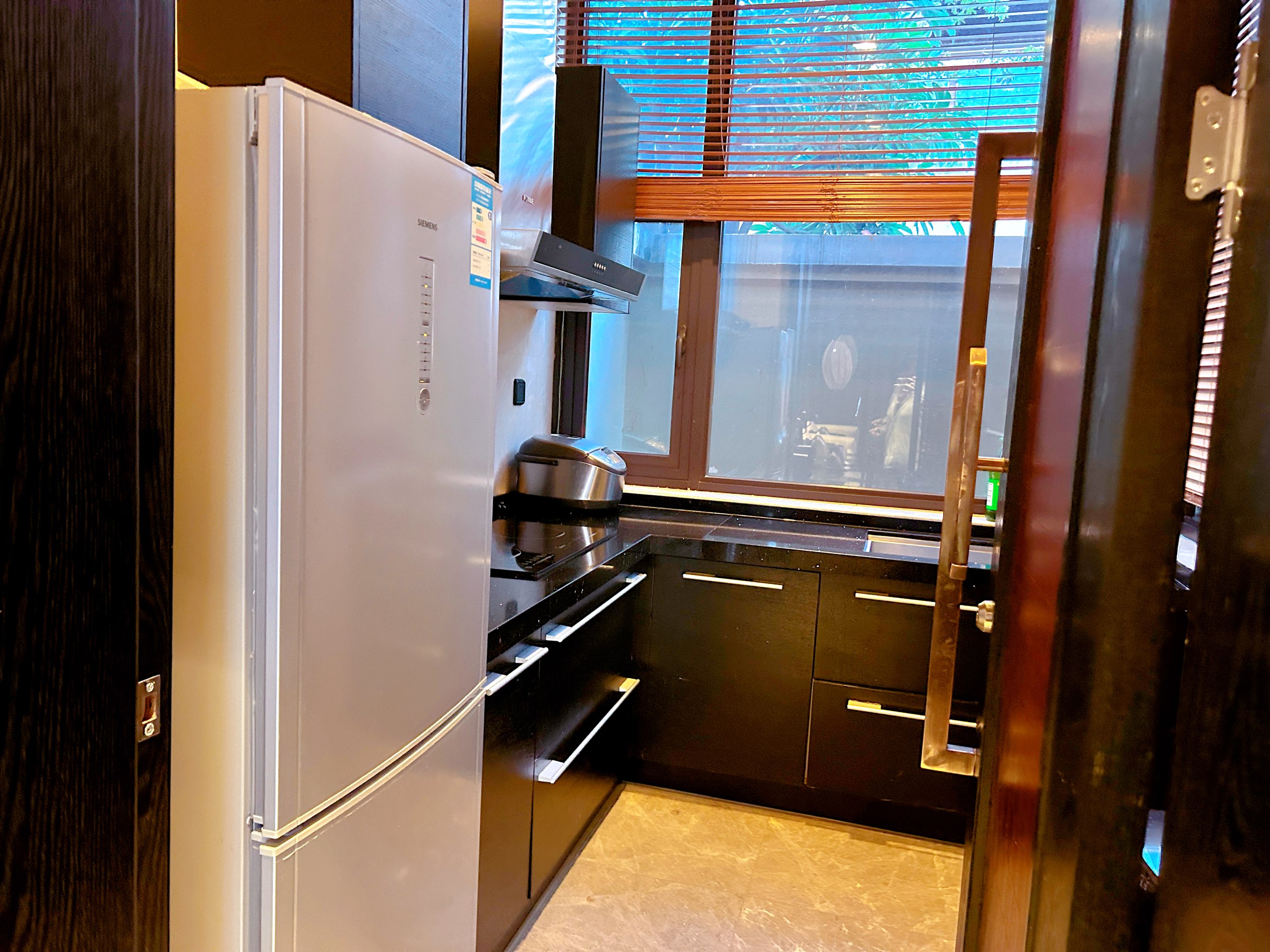 云享·庭院双卧亲子泳池别墅