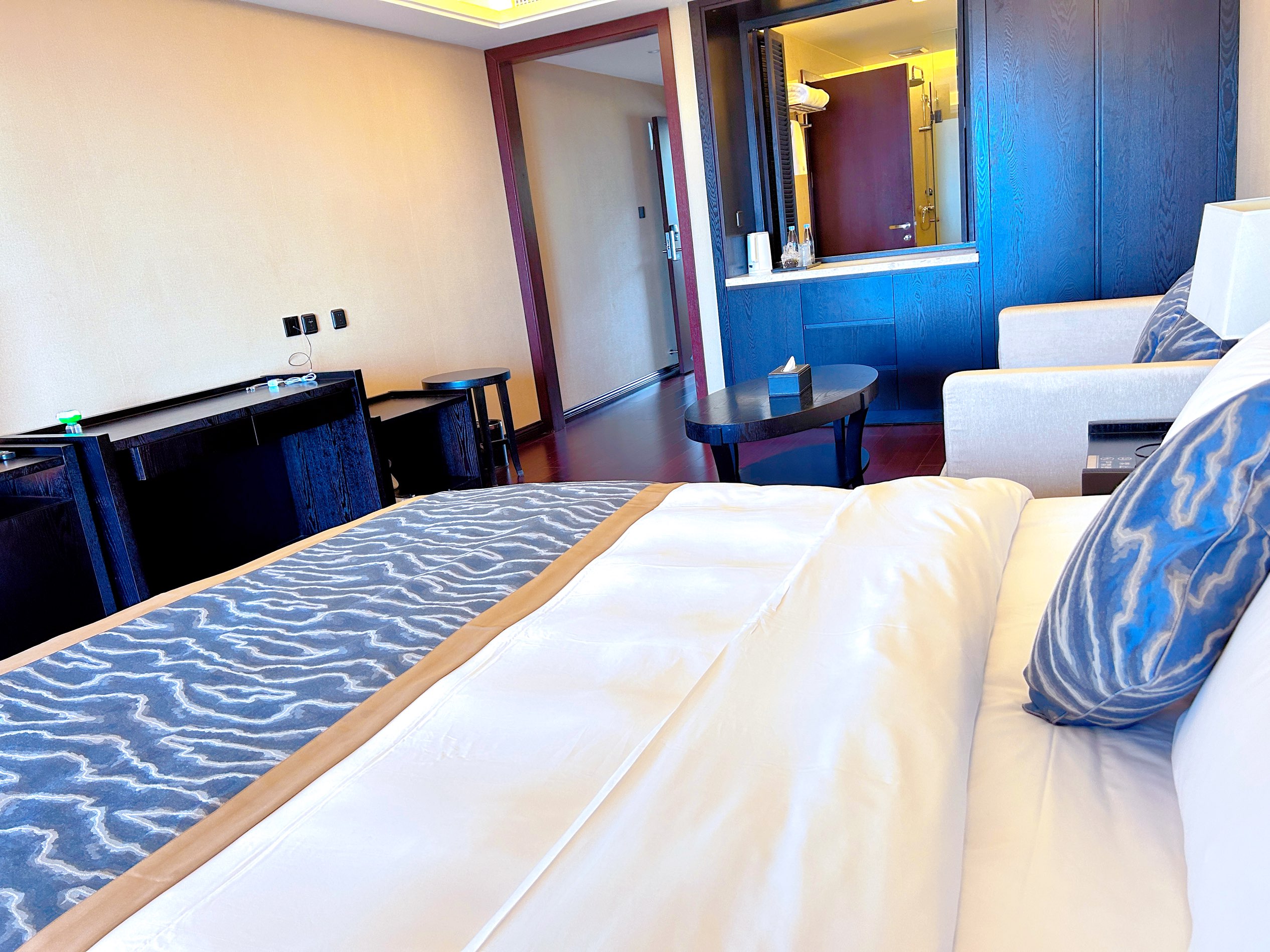 听风·全湖景露台大床房