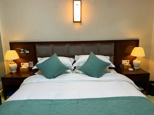 Dongshan Art Hotel (Huaibei Normal University)