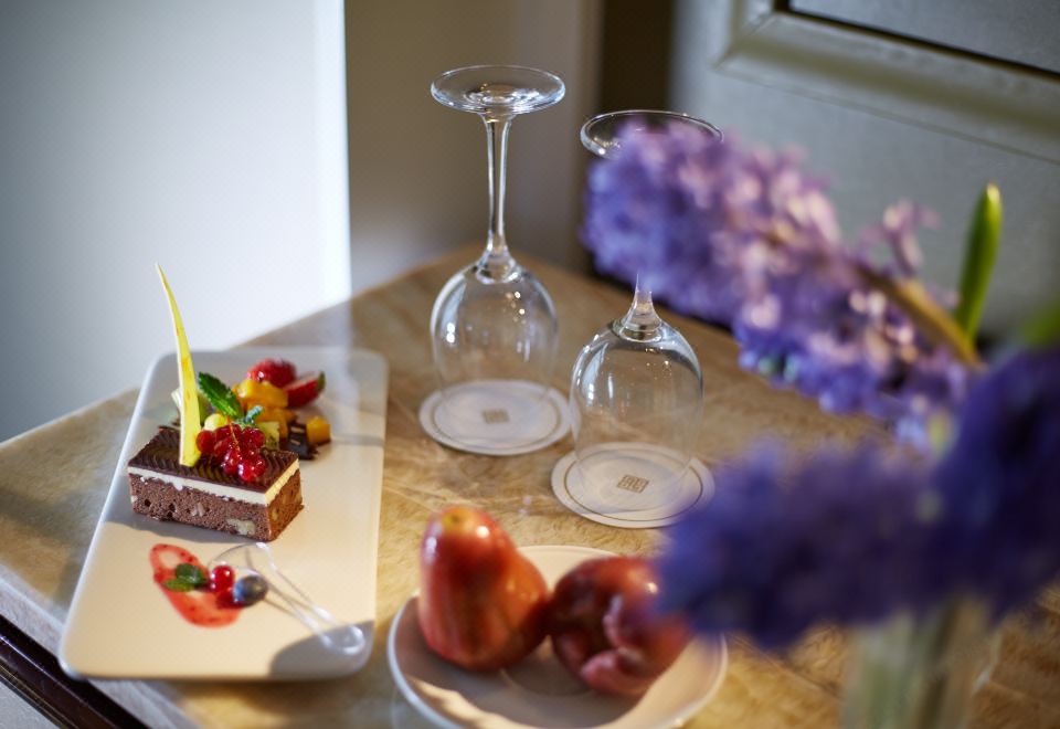 商务双床城景房（全景落地窗）