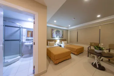 Frankie´s Hotel Hotele w: 