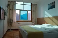 屏邊雙姣賓館