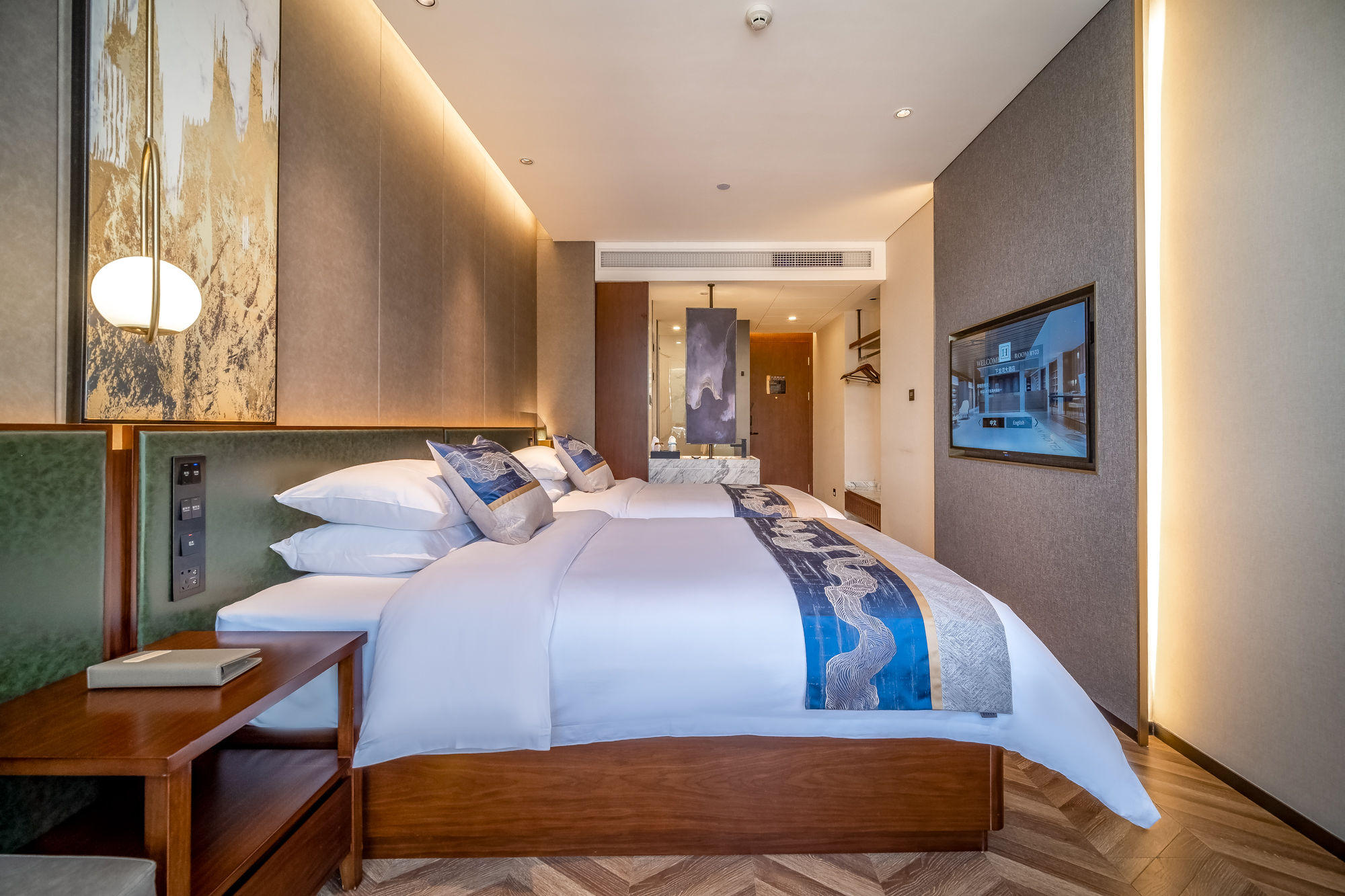 丽致城景双床房