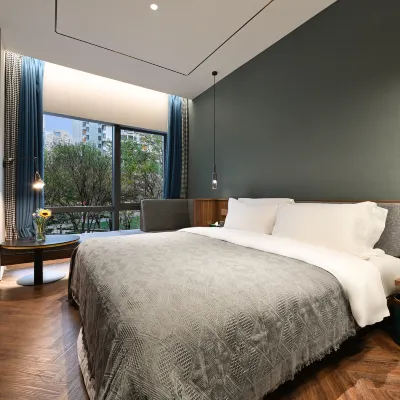 Color and Light Hotel Beijing Guomao CBD Hotels near Guomao Station