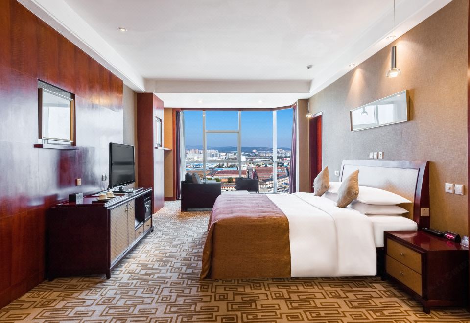 Empark Grand Hotel KunmingExecutive Deluxe Queen Room