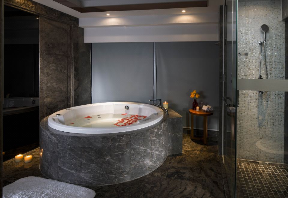 復式套房（2房）