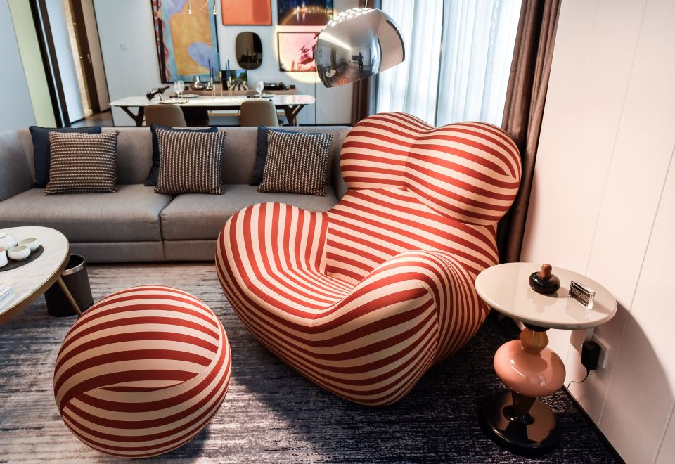 Ascott Raffles City ChongqingTime Traveler Artsy Theme Room (City-View, River-View)